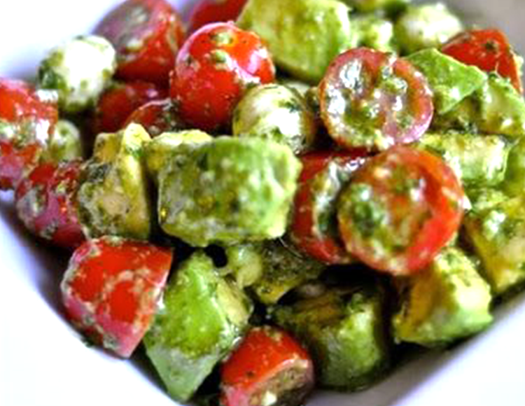 Tomato Bocconcini & Pesto Salad